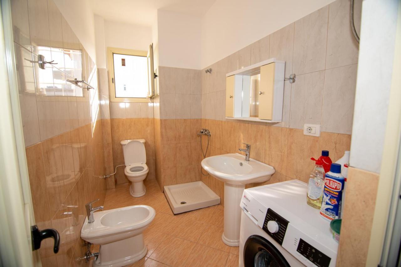 Ami Apartament Vlore Exterior photo