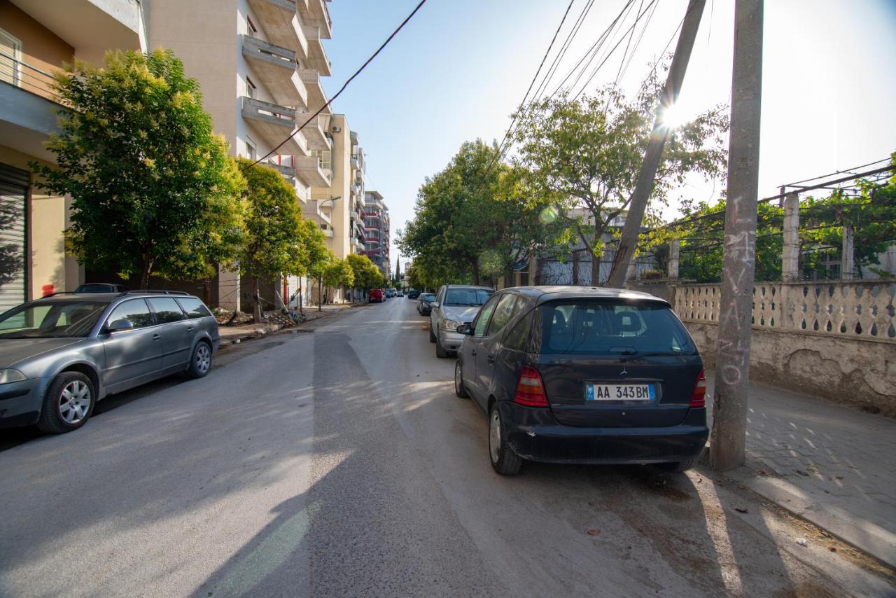 Ami Apartament Vlore Exterior photo
